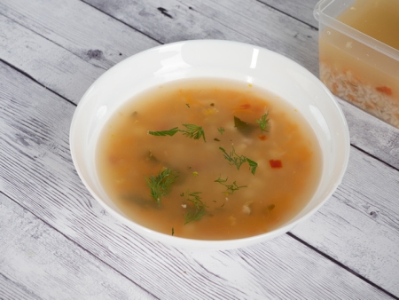 Cуп куриный с рисом Cуп куриный с рисом
